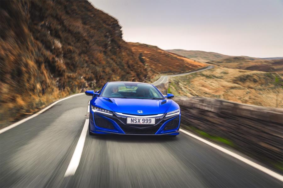 Honda NSX 2016 года  (UK) (фото 15 из 120)